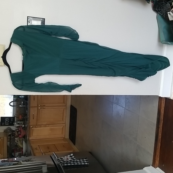 Club L London SWEET DREAMS GREEN MATERNITY ASYMMETRIC RUCHED MIDI DRESS NWT - Picture 7 of 7